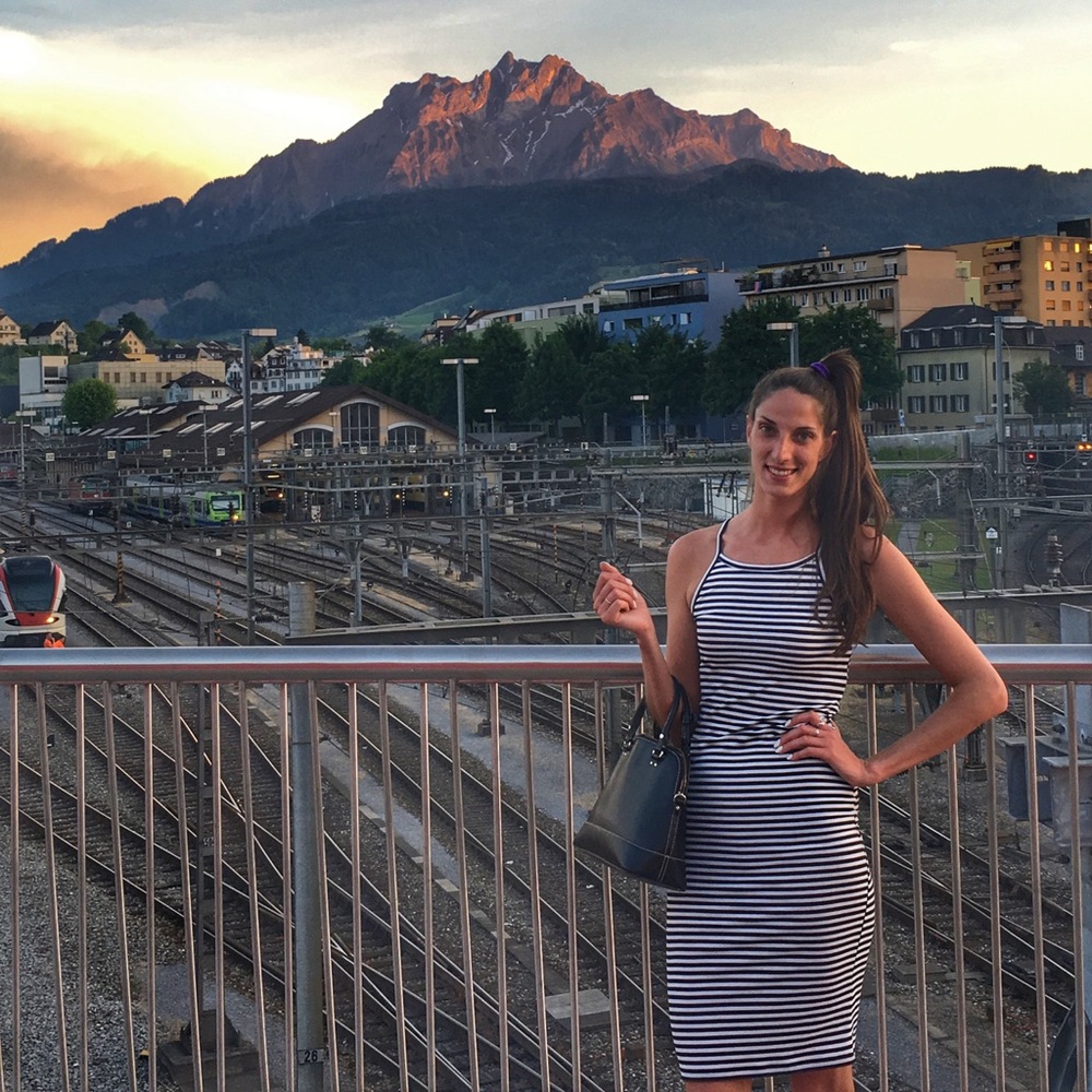 Meet your Posher, Victoria